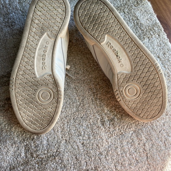 Reebok Club C85 Off White & Green Sneakers - Picture 4 of 4